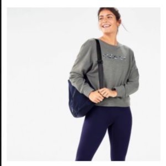 NWT Fabletics Stacey "Cute af" Pullover - Picture 7 of 7